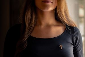 Fa bross Maria Cross Brooch