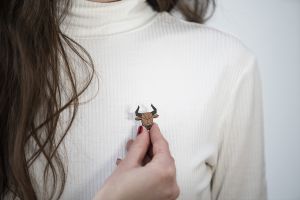 Fa bross Taurus Brooch