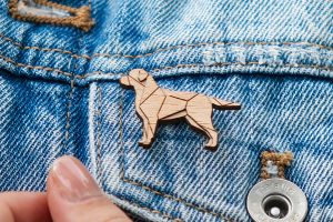 Fa bross Walking Labrador Brooch