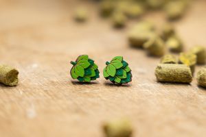 Fa fülbevaló Hops Earrings