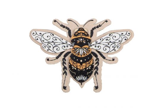 Fából készült bross Bee Brooch