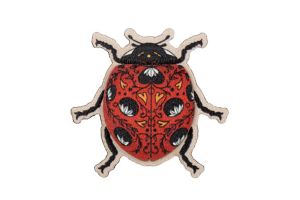 Fából készült bross Ladybird Brooch