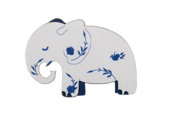 Elefánt a porcelánboltban fa bross