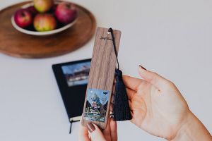 Fa könyvjelző Víziember – Josef Lada ©